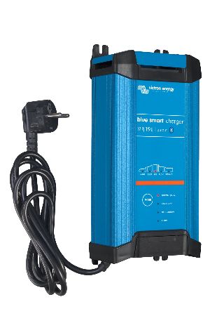 Blue Smart IP22 Charger 12V 15A (1) 230V (left-cable)