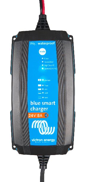 Blue Smart IP65 Charger 24V 8A (top)