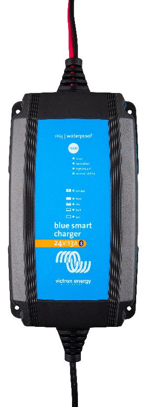 Blue Smart IP65 charger 24V 13A (top)