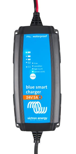 Blue Smart IP65 Charger 24V 5A (top)