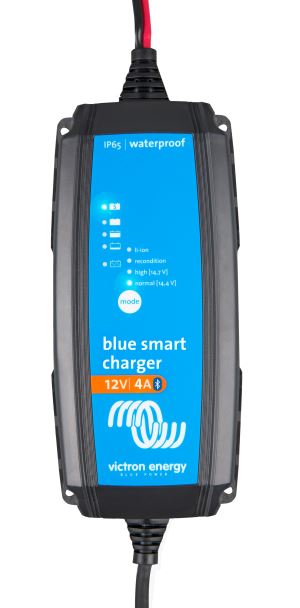 Blue Smart IP65 Charger 12V 4A (top)