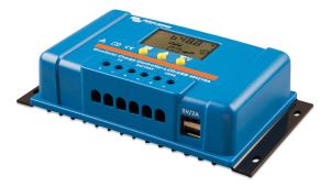 BlueSolar PWM Charge Controller LCD USB 48V-10A (left) 