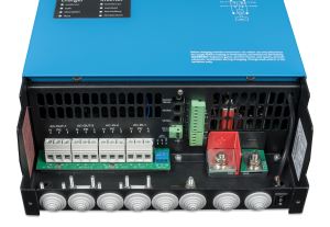 Quattro-II 48/5000/70-50/50 (connector) 
