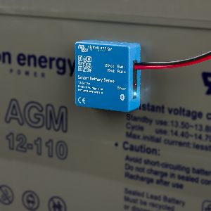 Smart Battery Sense long range (on battery close up)