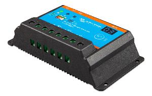 BlueSolar PWM-Light Charge Controller 12/24V-20A (left)
