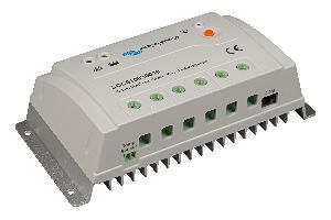 BlueSolar PWM-Pro 12V 24V 10A (right)