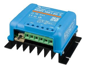 SmartSolar charge controller MPPT 100/20 (right)