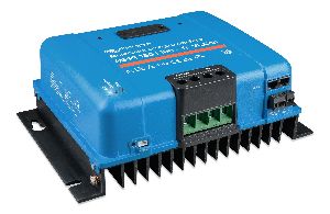 SmartSolar MPPT 150/100-Tr VE.Can (right)