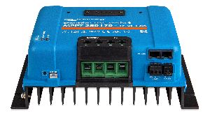 SmartSolar MPPT 250/70-Tr VE.Can (front)
