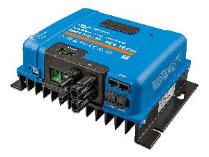 SmartSolar MPPT 250/70 MC4 VE.Can (left)