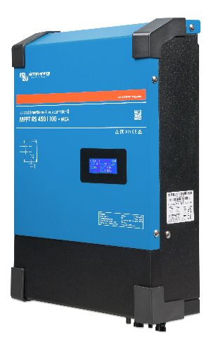 SmartSolar MPPT RS 450-100-MC4 (left)
