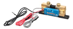 SmartShunt 1000A-50mV IP65 (left)